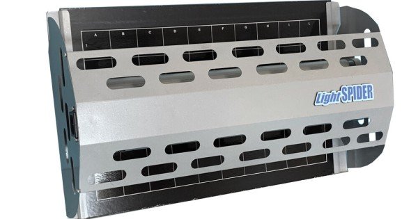 Инсектицидна лампа Лайт Спайдър 3 с лепяща плоскост за летящи насекоми (мухи, комари и др.) до 90 кв.м. — оферта от newfresh.org